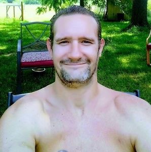 Meet your Posher, Chad